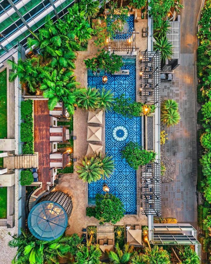 Four Seasons Hotel Yakarta Exterior foto