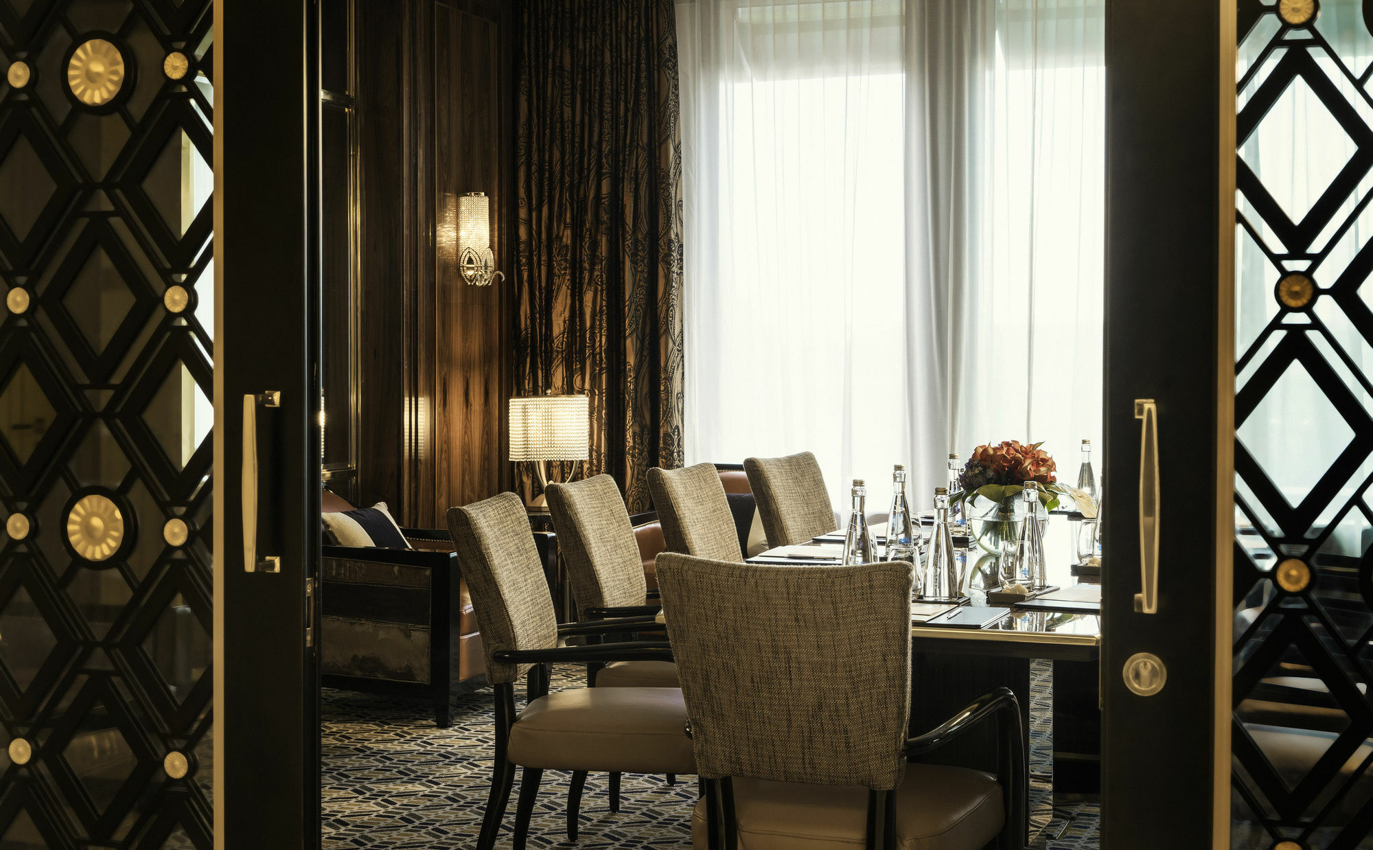 Four Seasons Hotel Yakarta Exterior foto